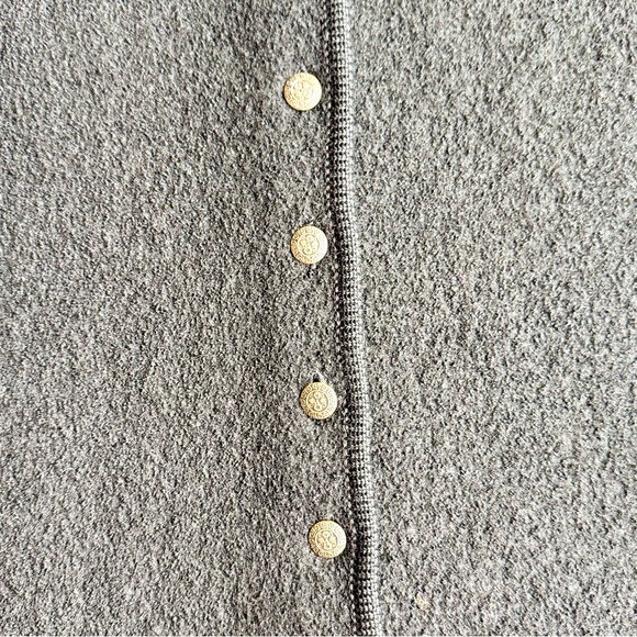 Minimalist Classic 100% Wool Petite Button Front Vest - Picture 7 of 10